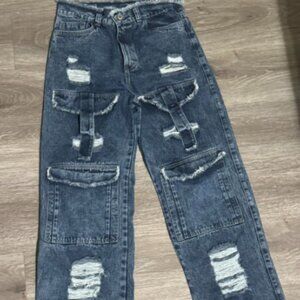 Medium Jeans With Rips and Pockets